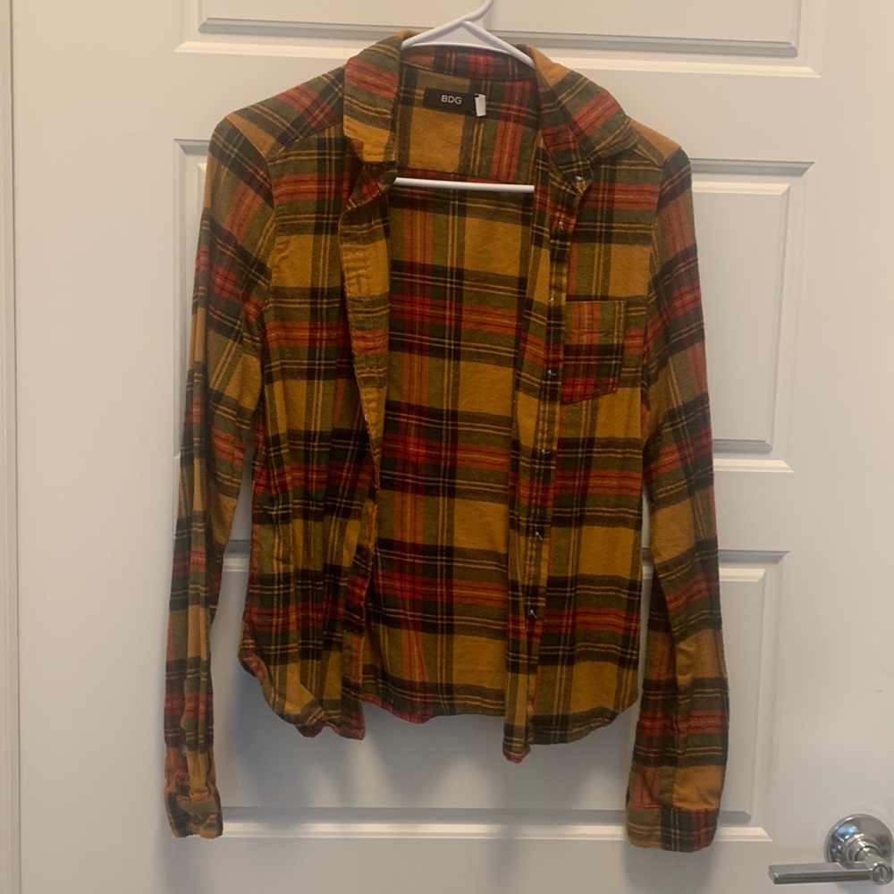 BDG BUTTON UP